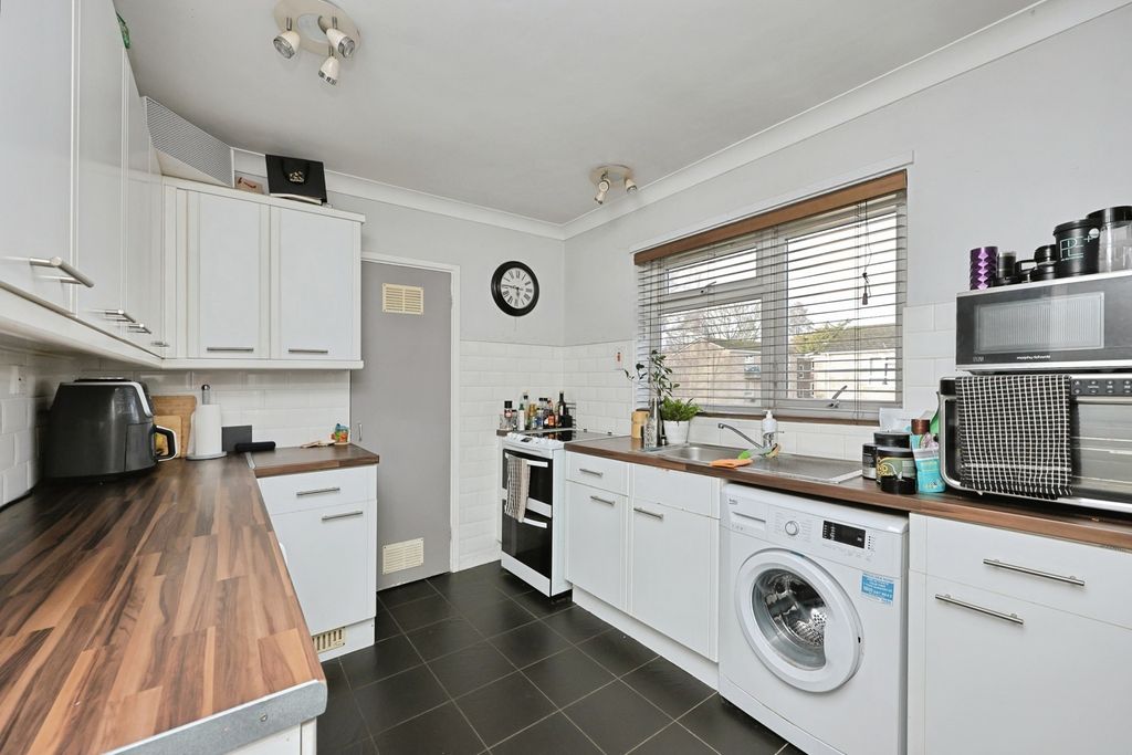 Property photo 2 of 11 Pbox-Img.Jpg