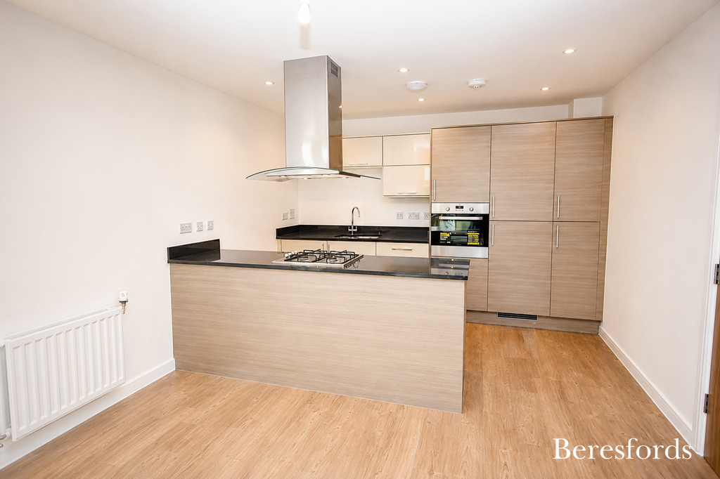 Property photo 2 of 6 Kitchen