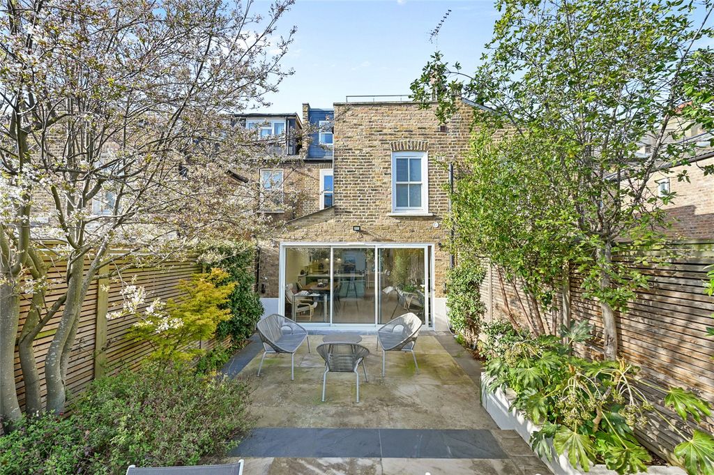 Property photo 3 of 12 Picture No. 06