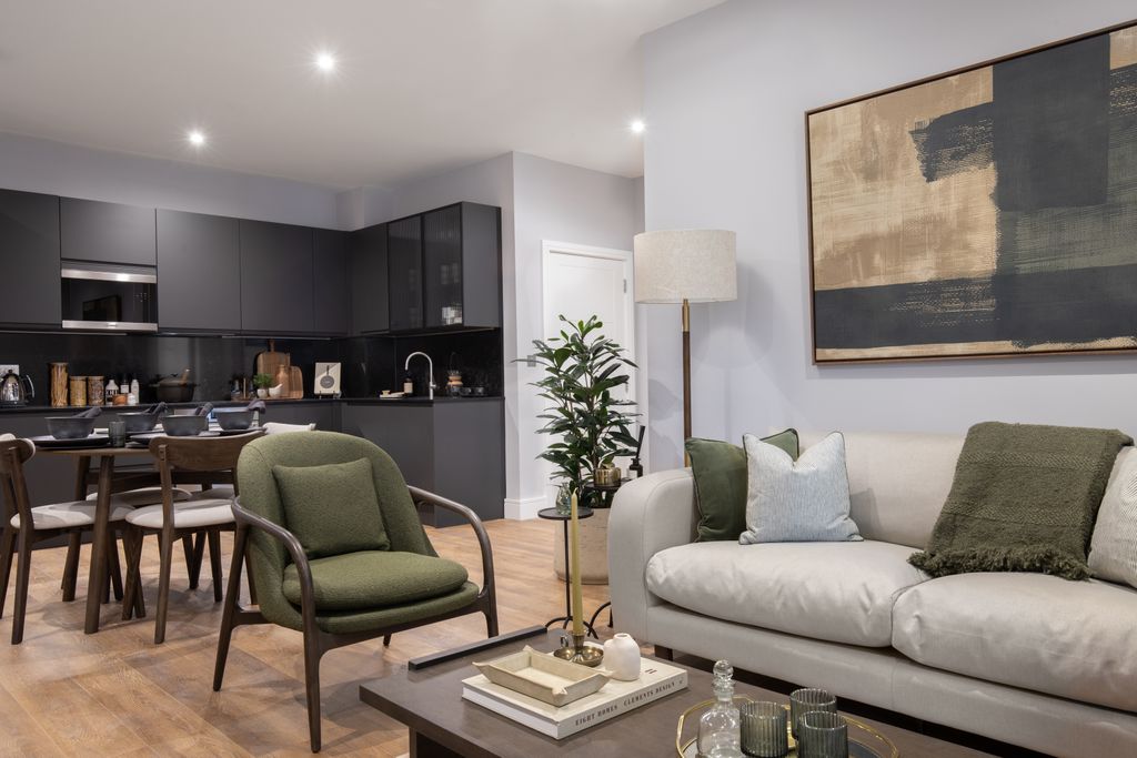 Property photo 3 of 5