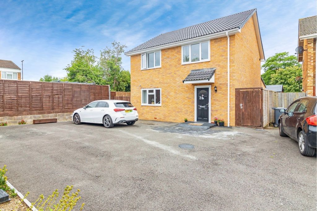 Property photo 1 of 26