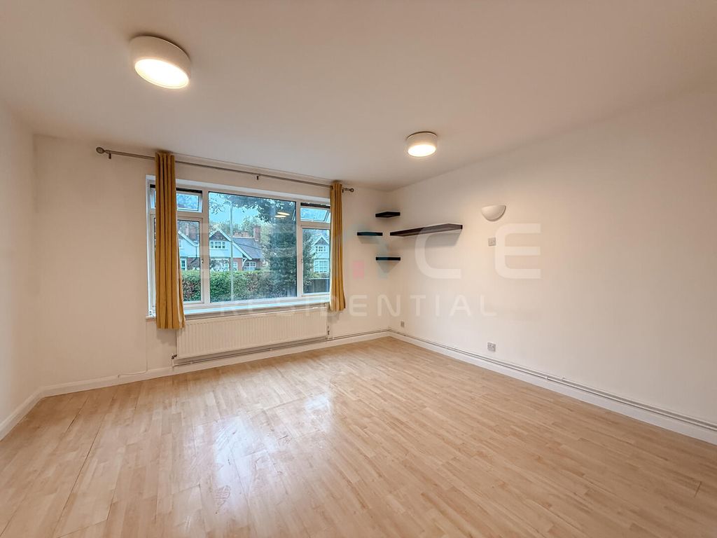 Property photo 3 of 15 Living Room