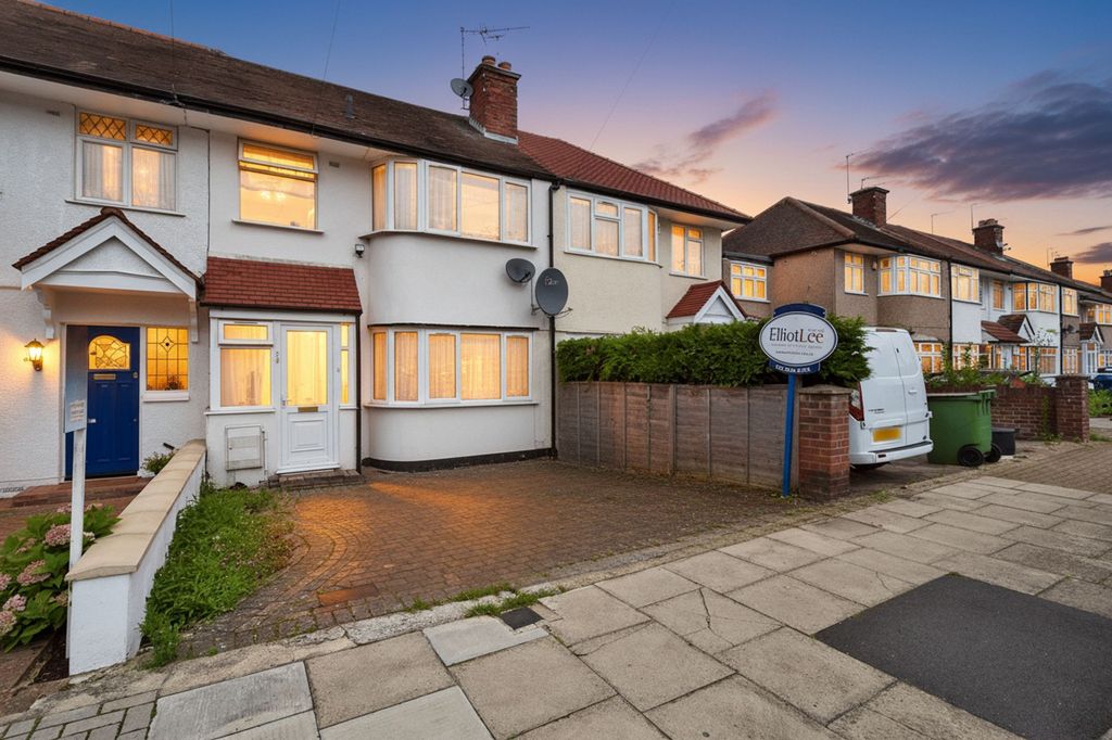 Property photo 1 of 12