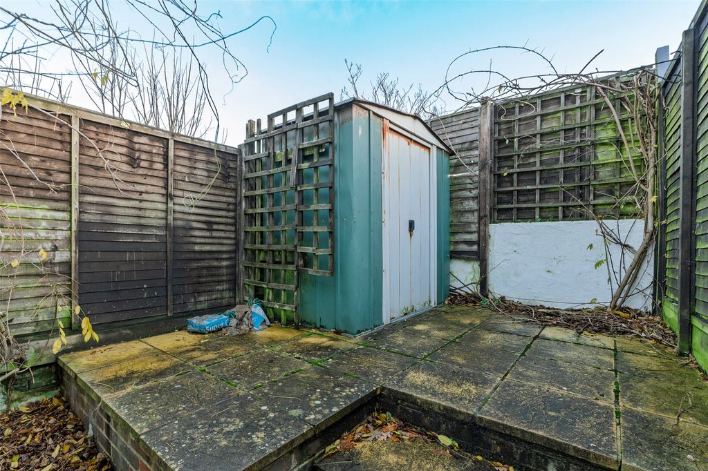 Property photo 2 of 21 Picture No. 30