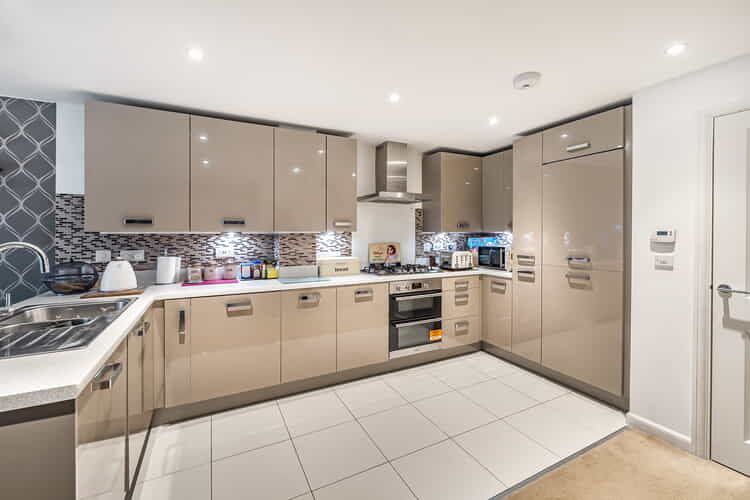 Property photo 2 of 19