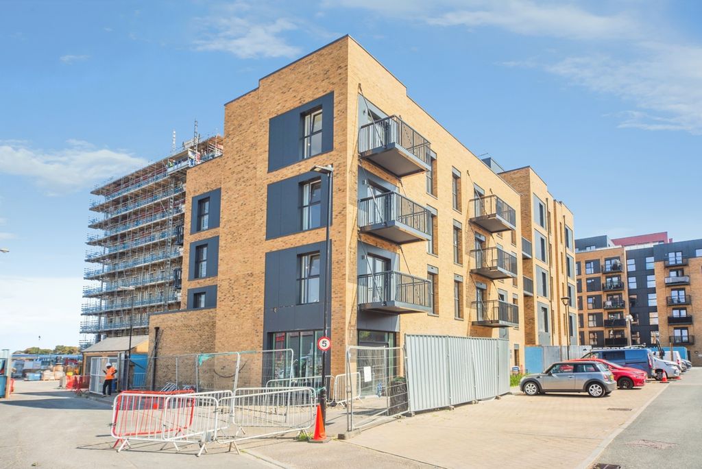Property photo 1 of 12 Pbox-Img.Jpg