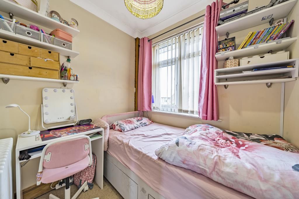 Property photo 2 of 11 Bedroom