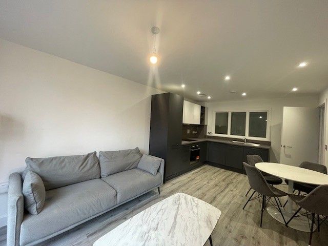 Property photo 3 of 11