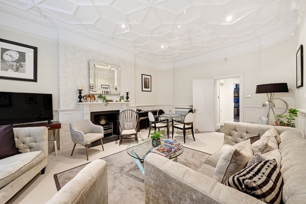 Property photo 3 of 14 Reception Room