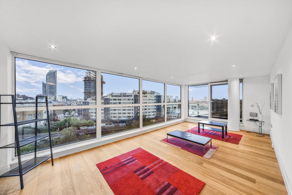 Property photo 2 of 19 Picture No. 18