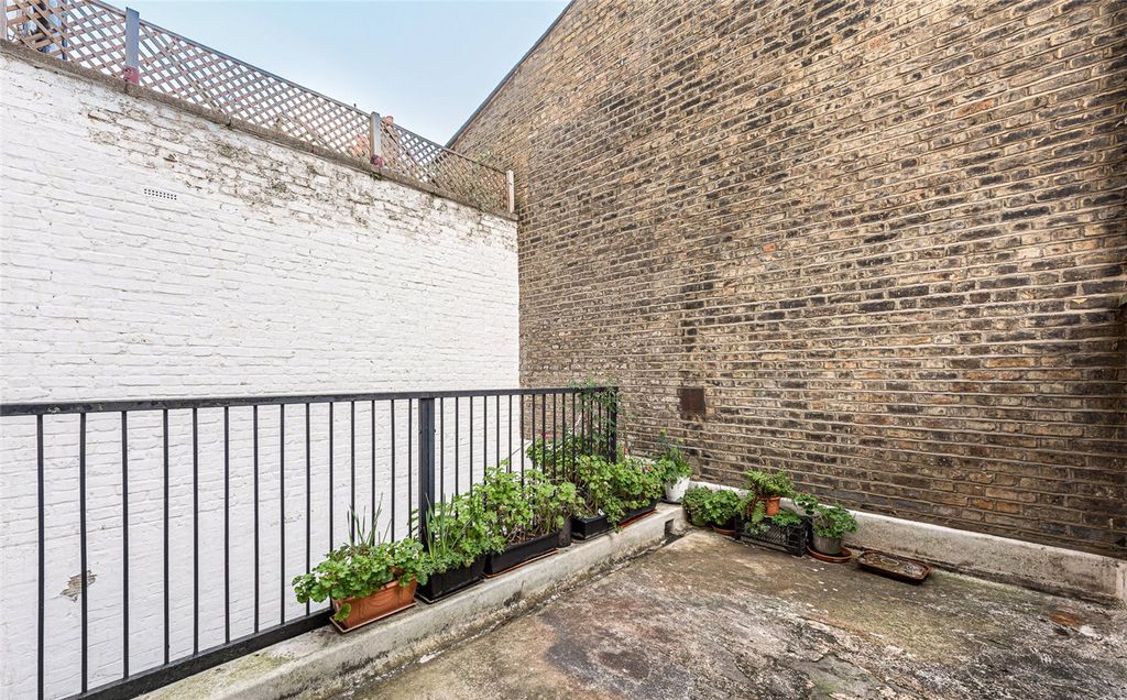 Property photo 3 of 9 Picture No. 02