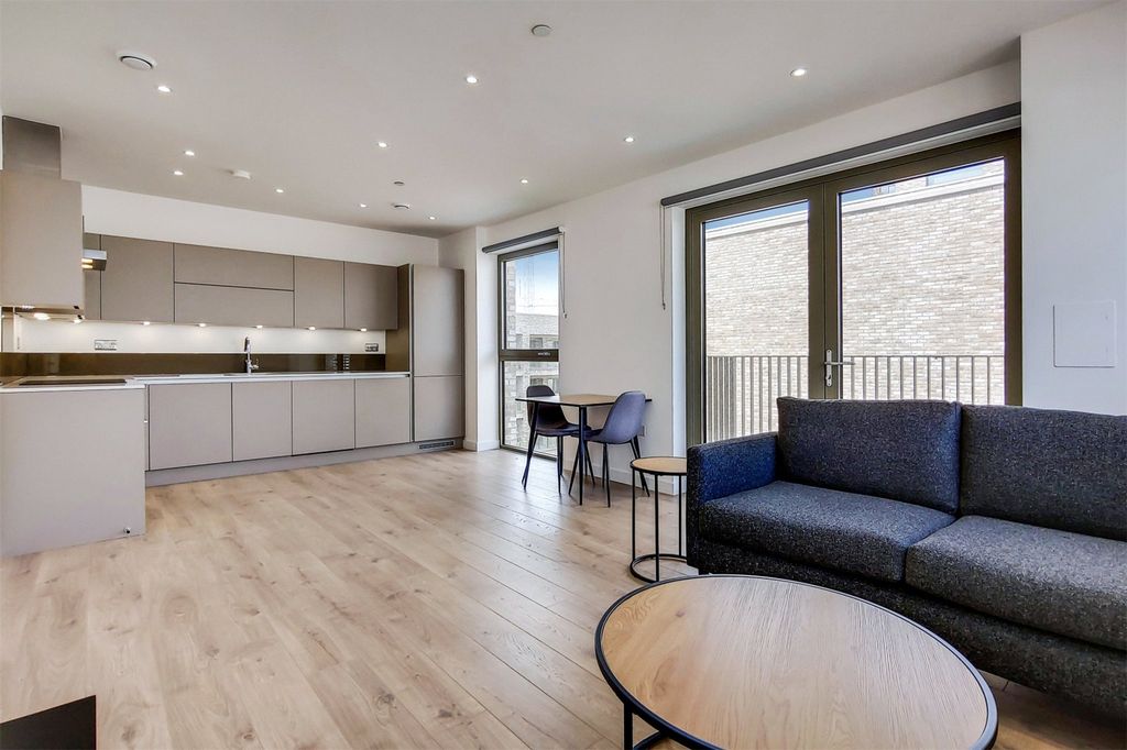 Property photo 2 of 11 Picture No. 08