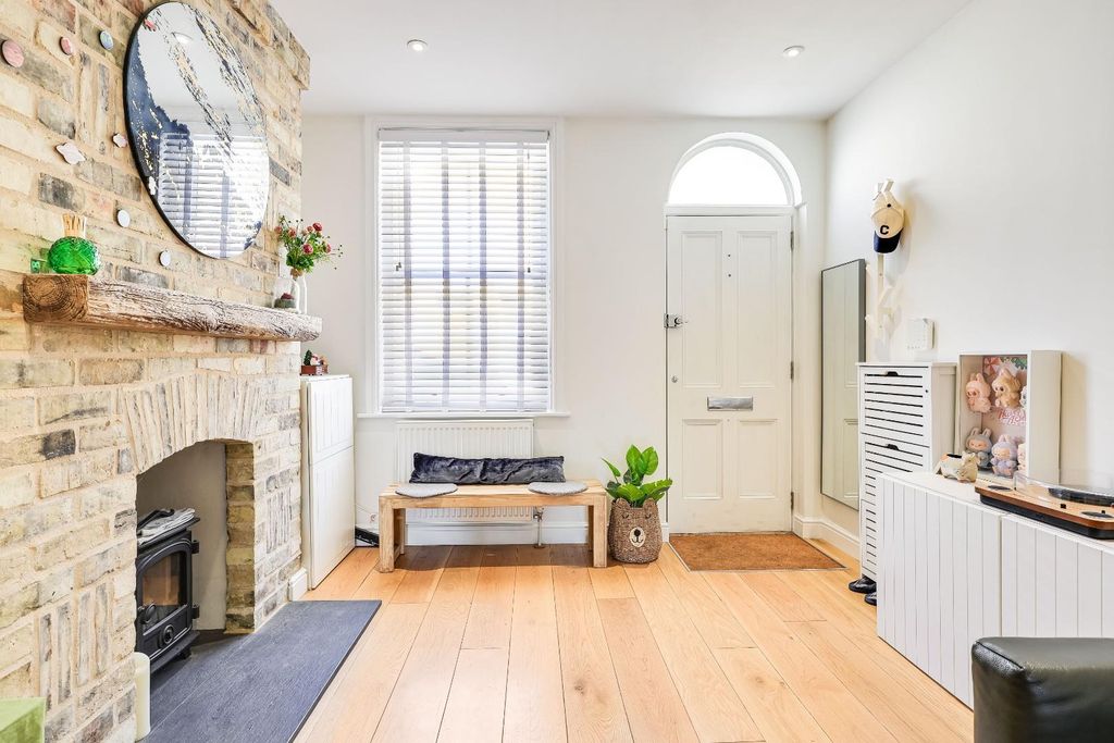 Property photo 3 of 18 Img (1).Jpg