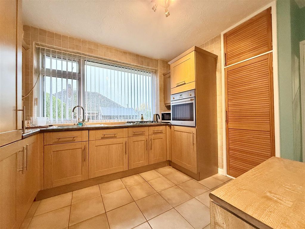 Property photo 2 of 15 2