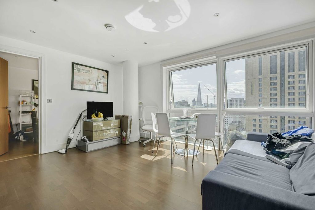 Property photo 3 of 6