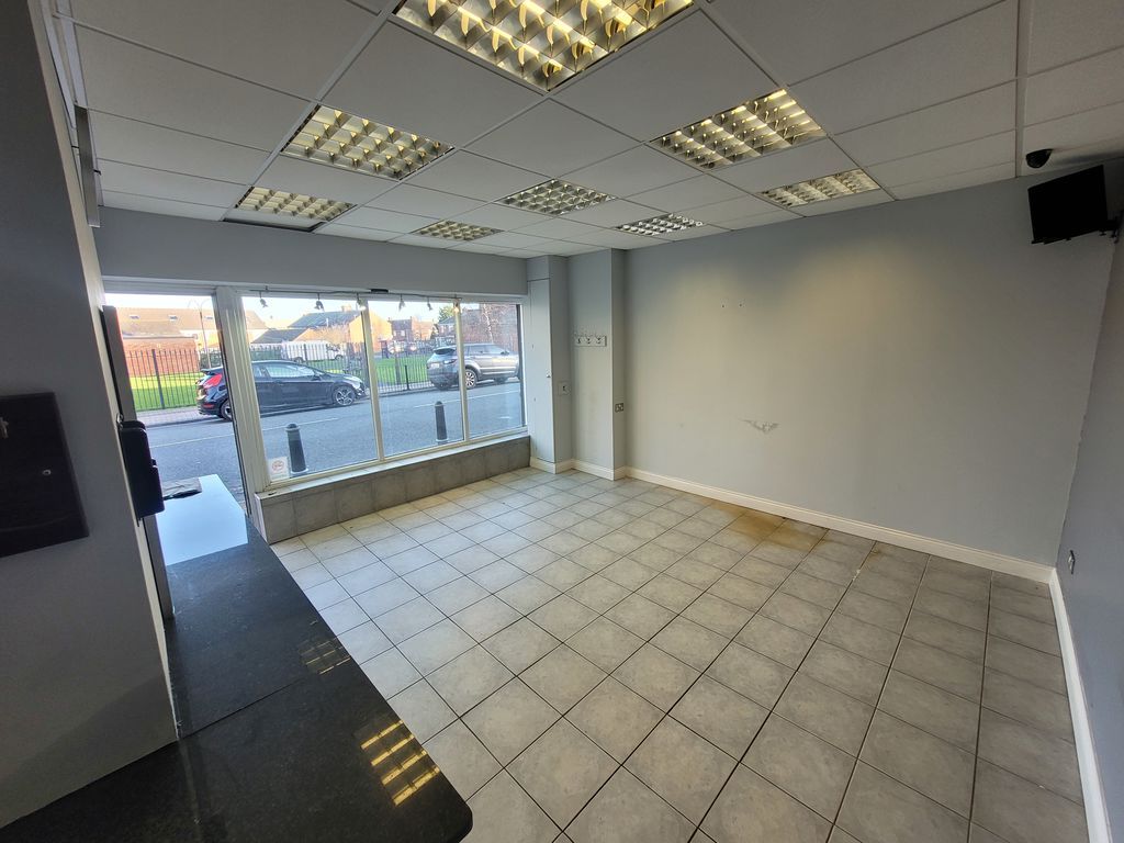 Property photo 2 of 5 Photo 5