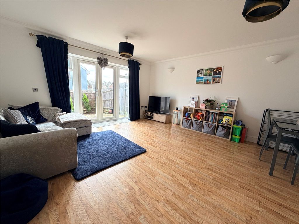 Property photo 3 of 10 Picture No. 16