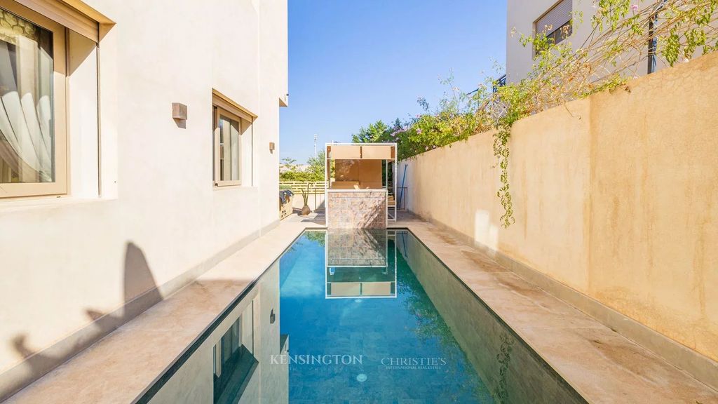 Property photo 3 of 41