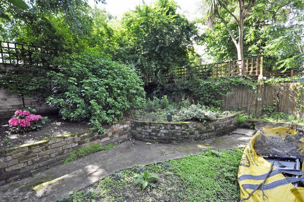 Property photo 2 of 5 Photo 6