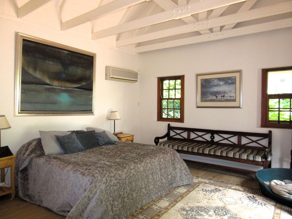 Property photo 3 of 37 1Sw1350035