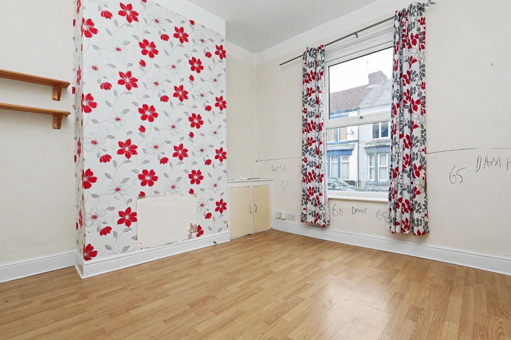 Property photo 3 of 13 18 Shaftesbury Terrace, Old Swan, Liverpool, L13 3Bd