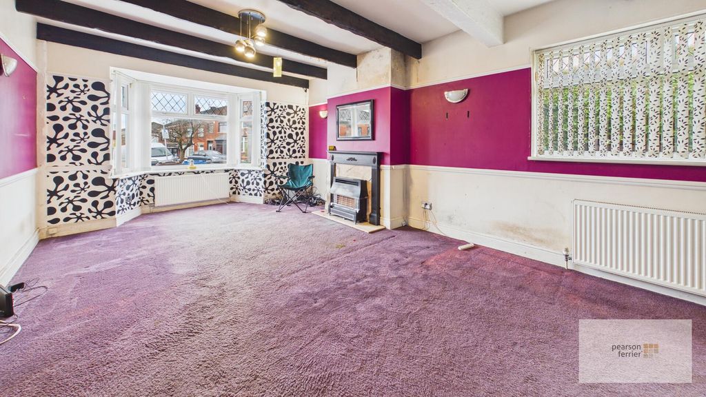 Property photo 2 of 21 Lounge/Diner