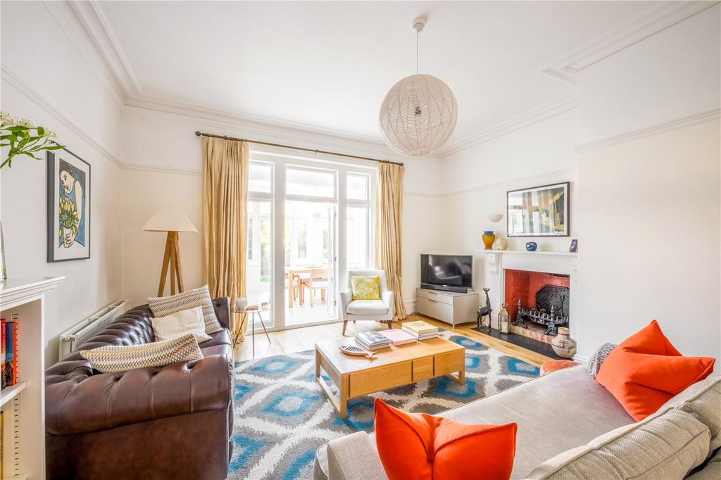 Additional image 9 of 6 bed detached house for saleCarlisle Road, Hove, Brighton & Hove BN3