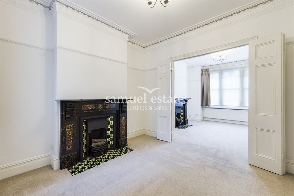 Property photo 2 of 13 Reception