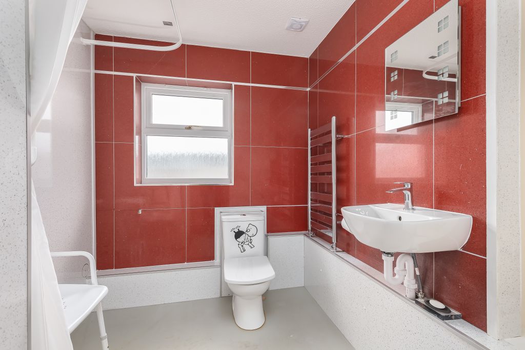 Additional image 13 of 3 bed detached bungalow for sale9 Cameron Knowe, Philpstoun, Linlithgow EH49