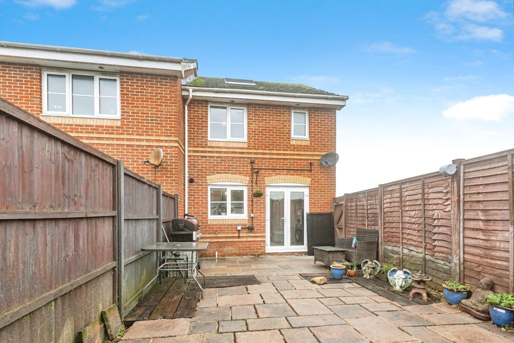 Property photo 2 of 20 Pbox-Img.Jpg