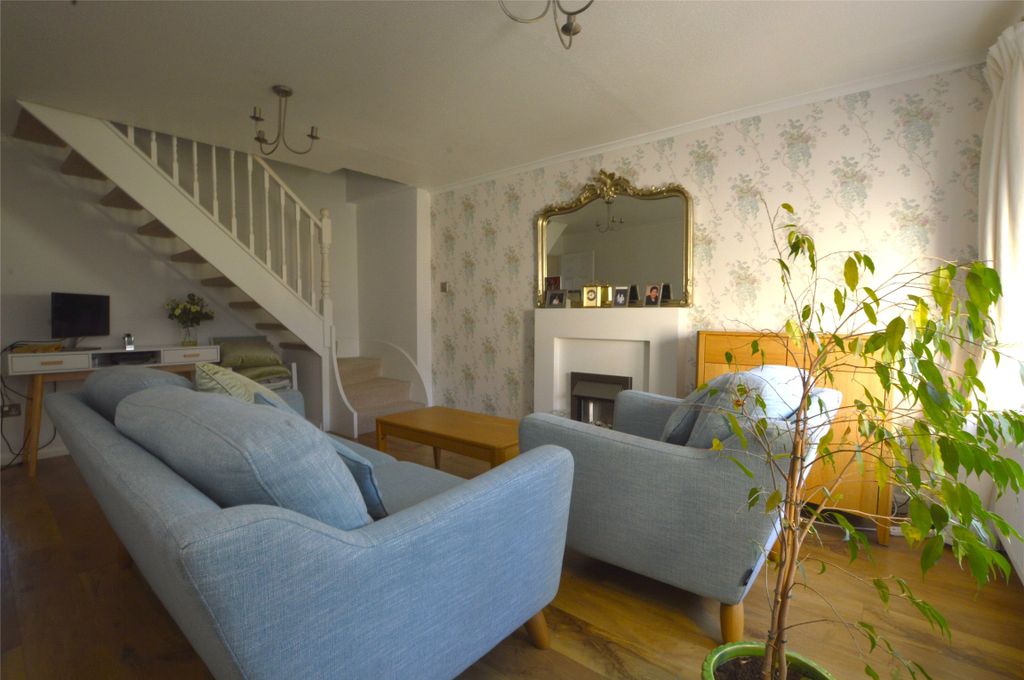 Property photo 3 of 10 Picture No. 04