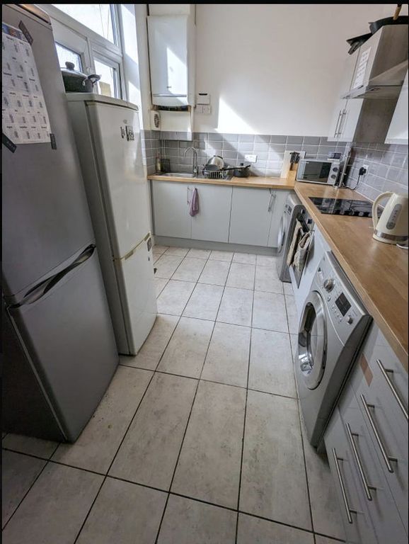 Property photo 2 of 4