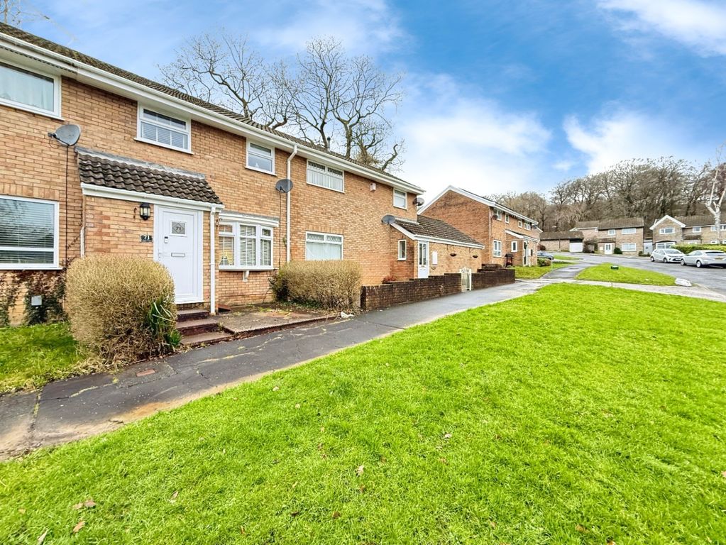 Property photo 2 of 25 4798293