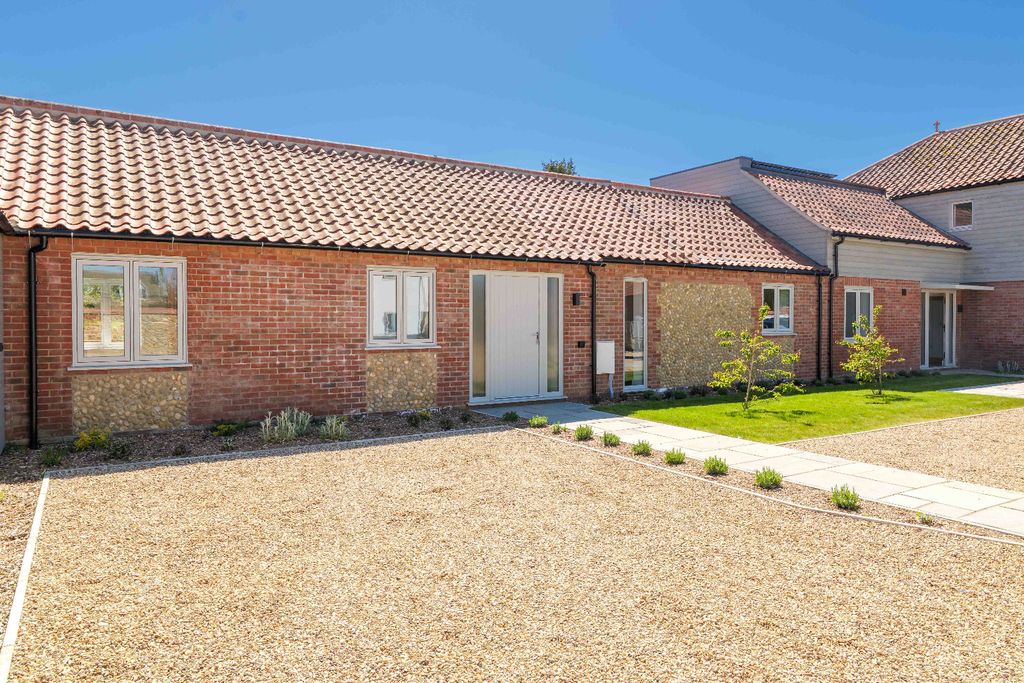 Property photo 2 of 29 5145931