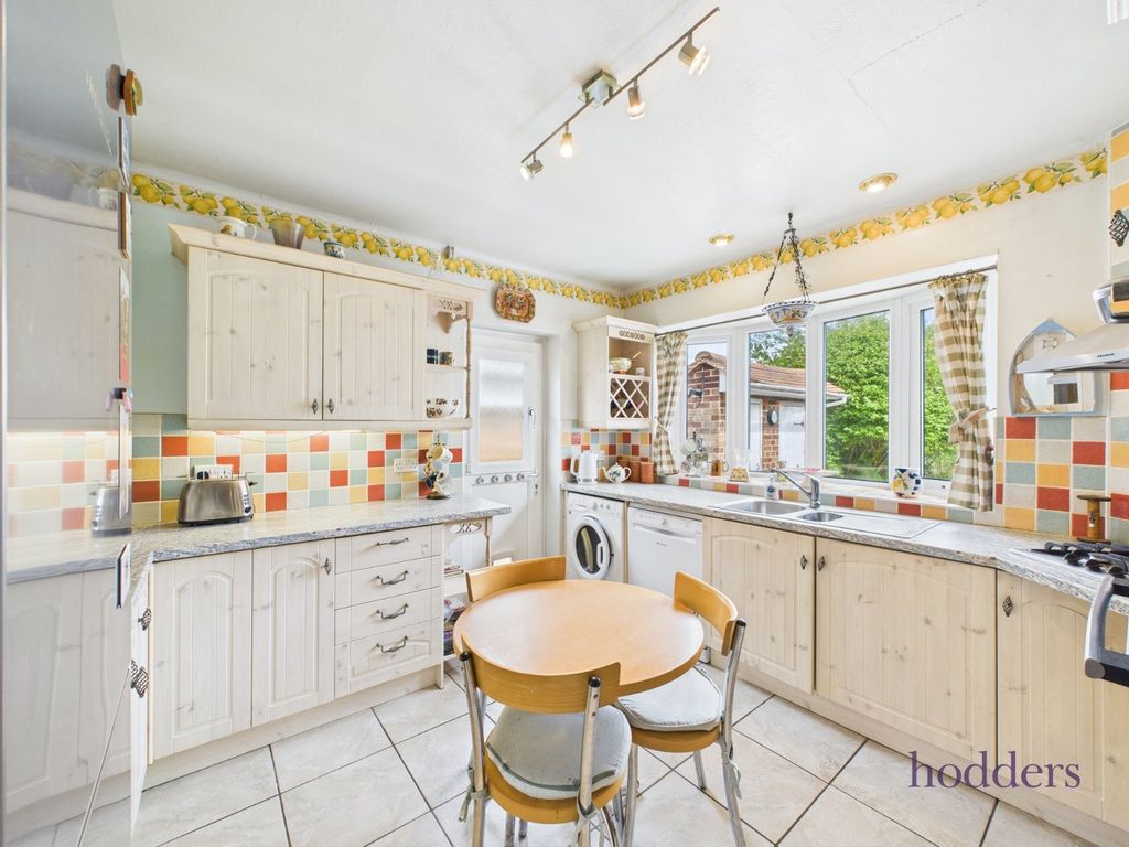 Property photo 3 of 18 Picture No. 13