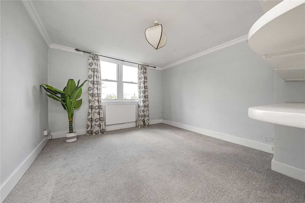 Property photo 3 of 10 Picture No. 14