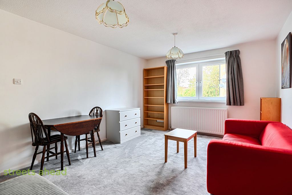 Property photo 2 of 17 94673d9A-Ecc5-449...