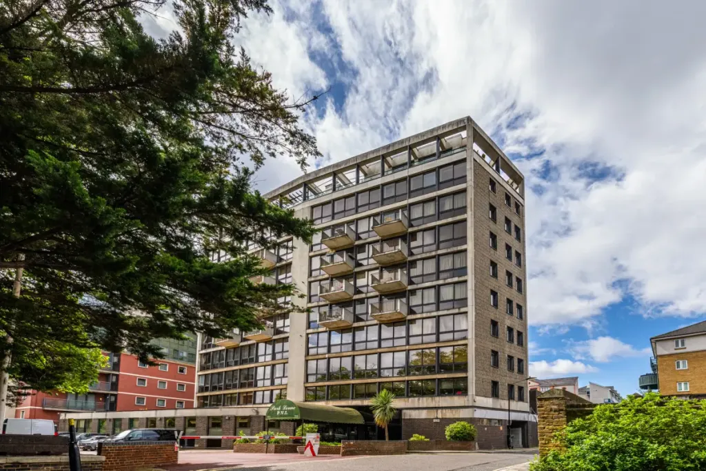 Property photo 3 of 15