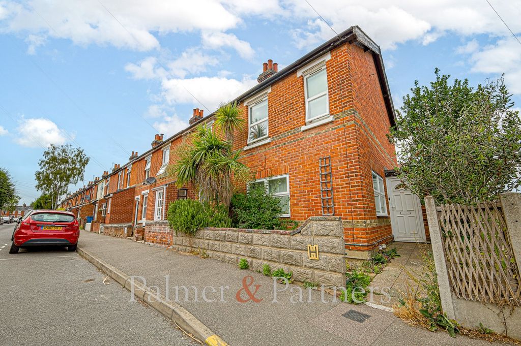 Property photo 1 of 8 Picture No. 02