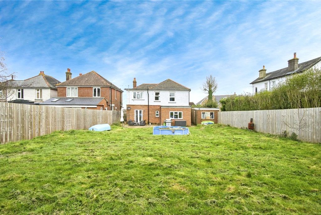 Property photo 2 of 16 Picture No. 07