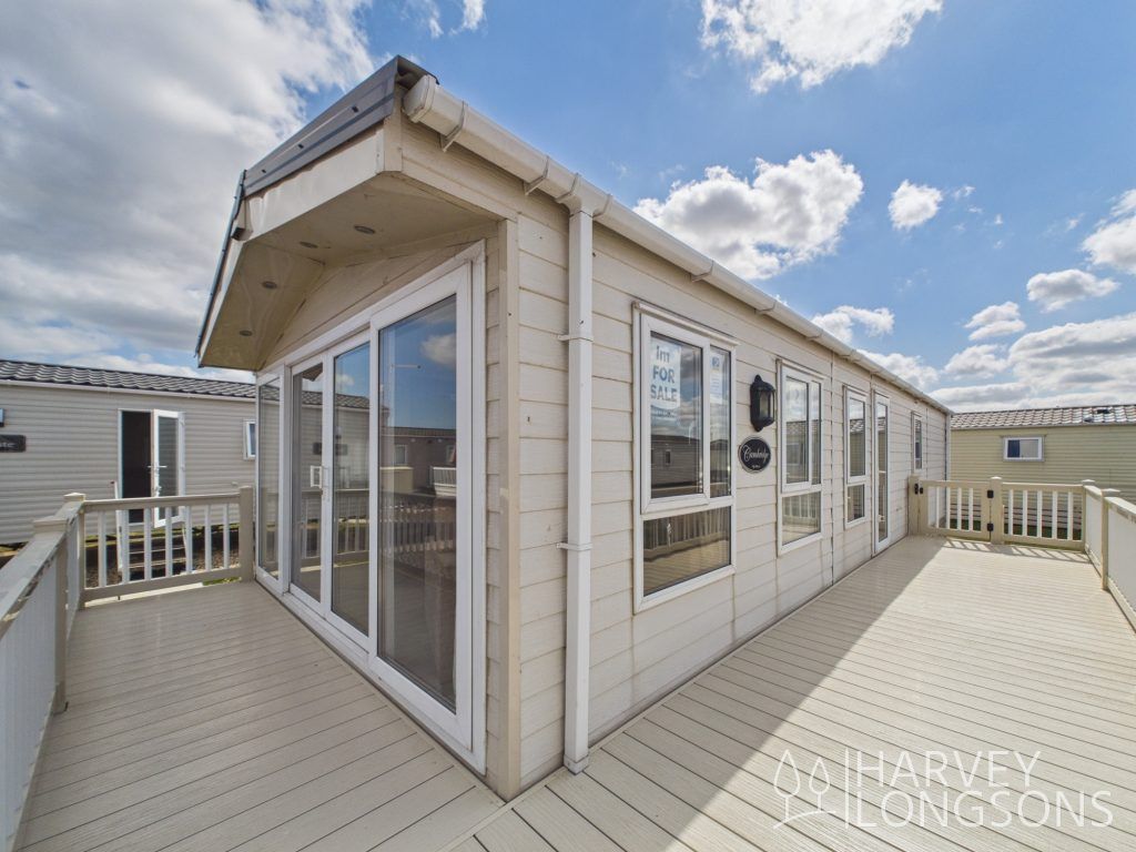Property photo 1 of 17 Delta Cambridge Exterior Decking Alberta Holiday Park