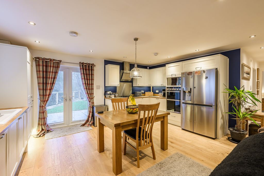 Property photo 3 of 19 Kitchen/Diner