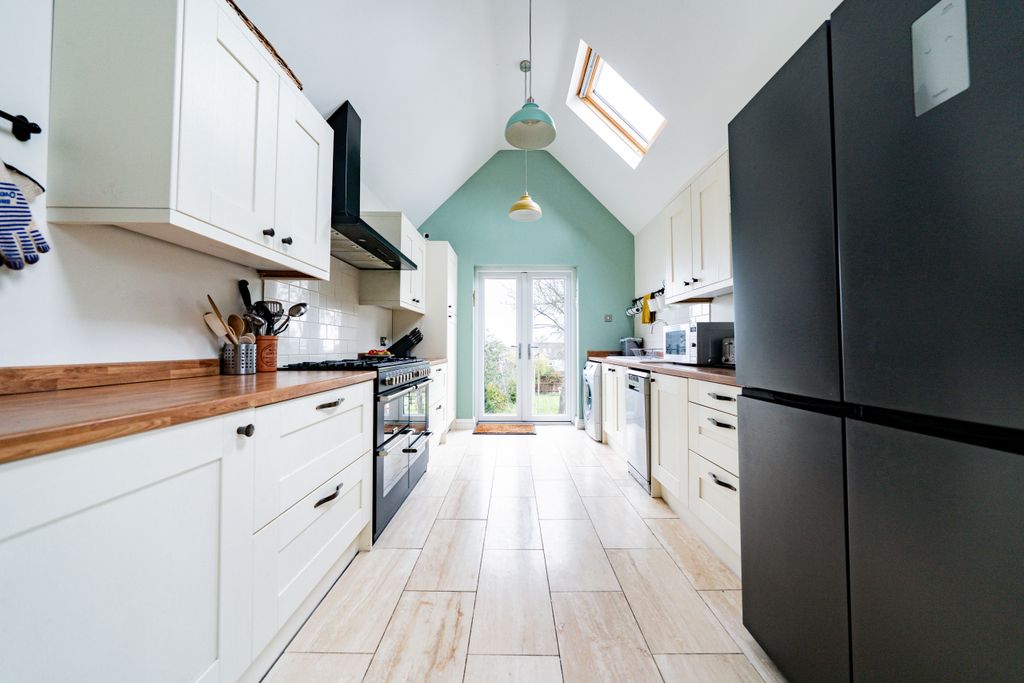 Property photo 2 of 24 Dsc00618