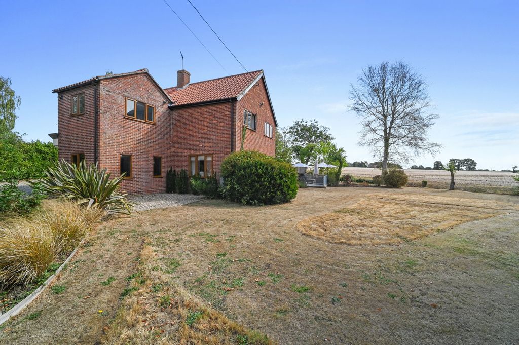 Property photo 1 of 30