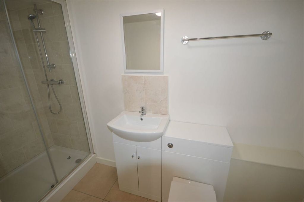 Property photo 3 of 3