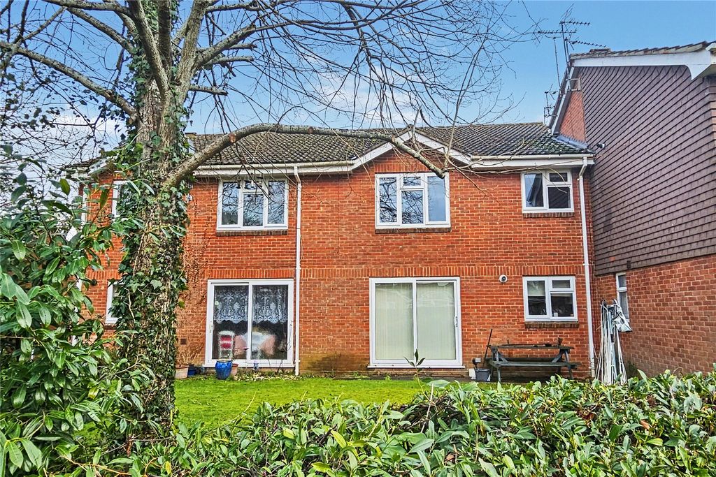 Property photo 1 of 17 Picture No. 30