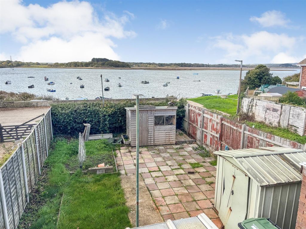 Property photo 2 of 15 Img_3930.Jpg