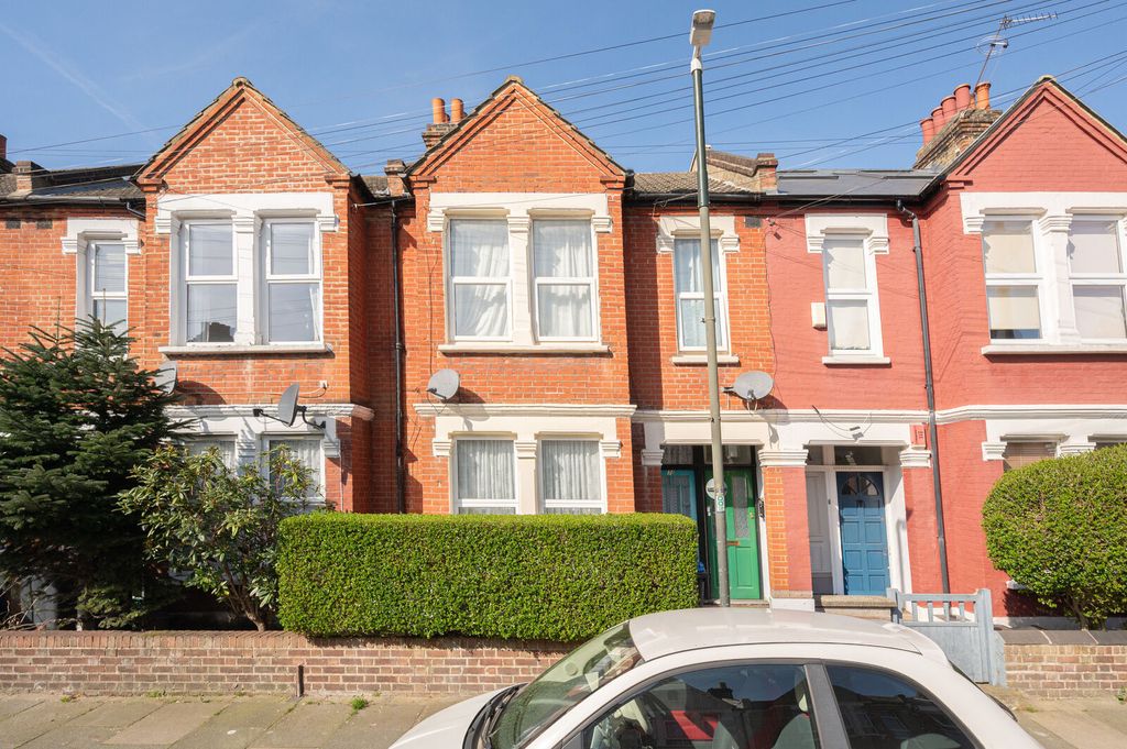 Property photo 2 of 14