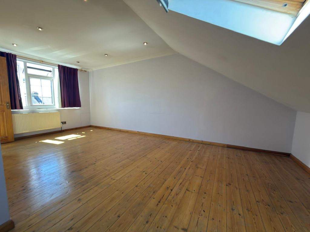Property photo 2 of 15 15