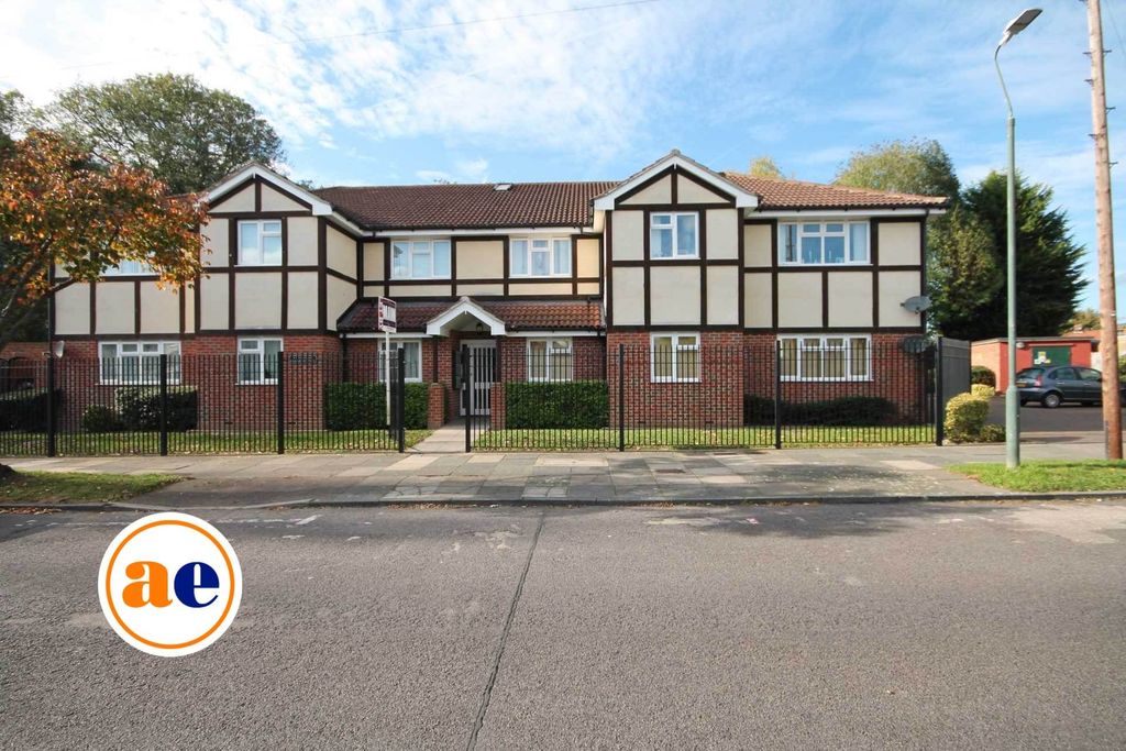 Property photo 1 of 8